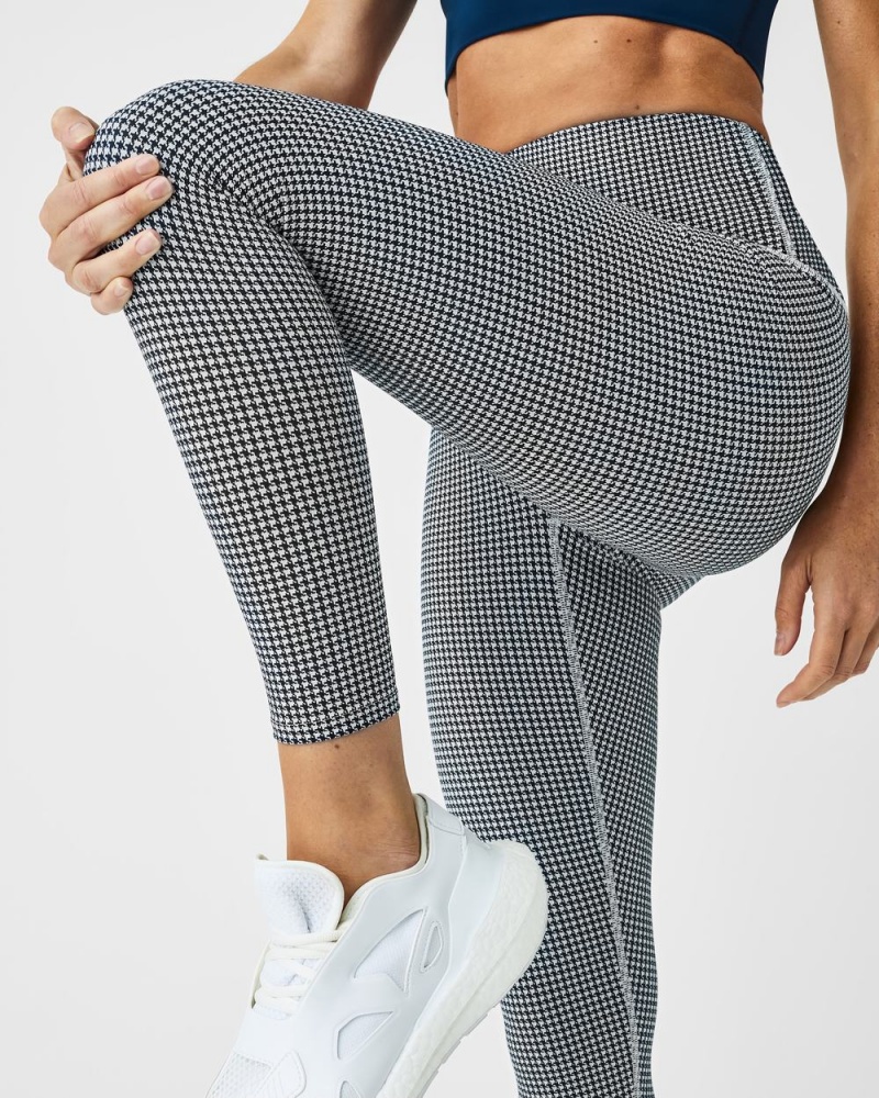 Spanx Booty Boost® Active Houndstooth 7/8 Leggings Houndstooth Offwhite | IZOBYEH-14