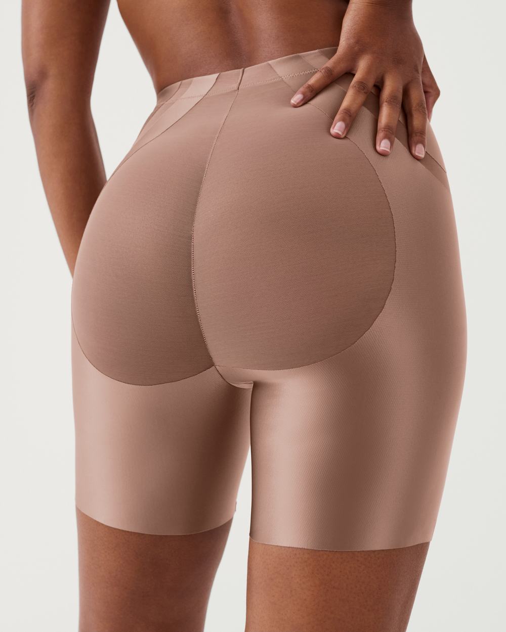 Spanx Booty-Lifting Mid-Thigh Short Cafe Au Lait | UWNILGV-85