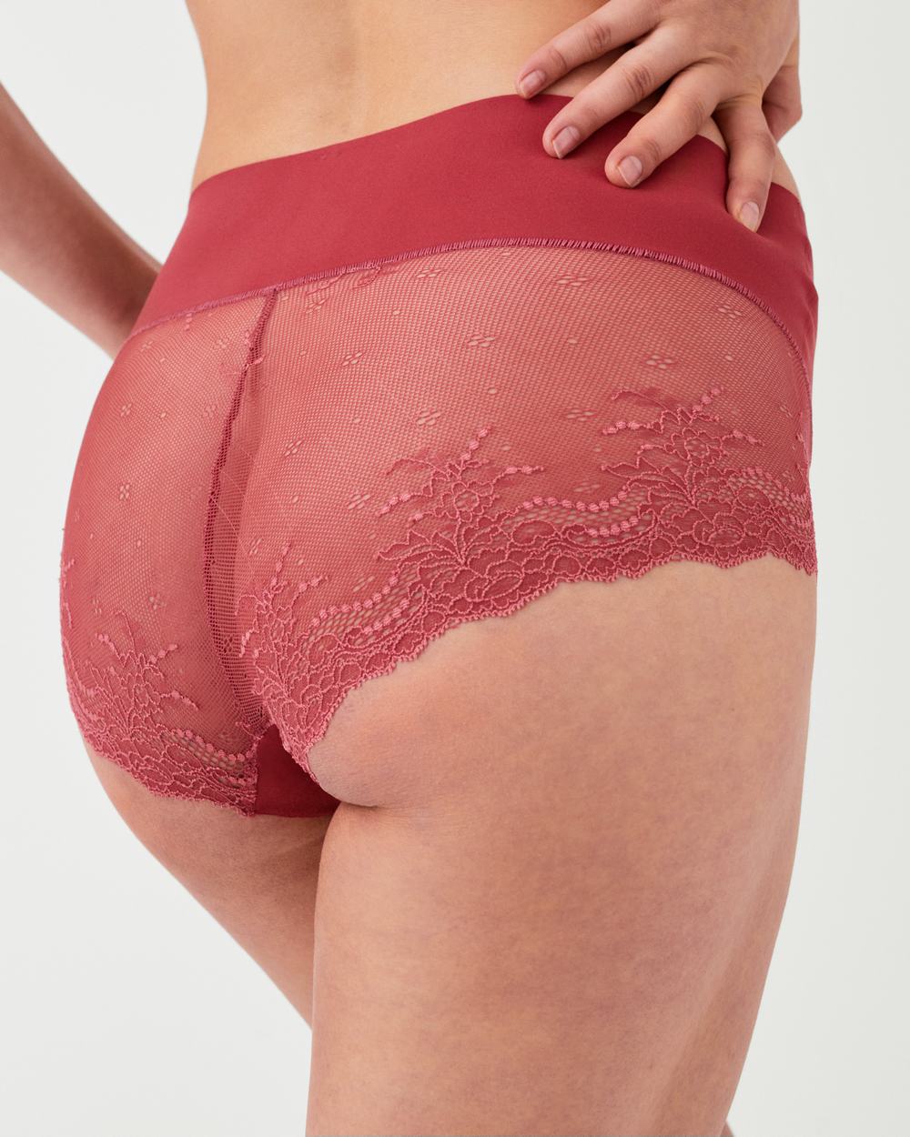 Spanx Undie-tectable® Lace Hi-Hipster Panty Rose | IXOUBCL-14